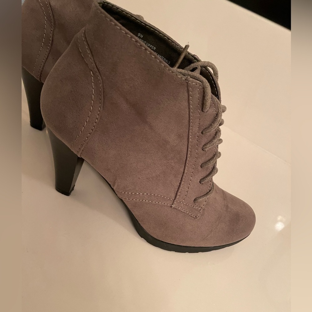 Rialto Ankle Lace Boots